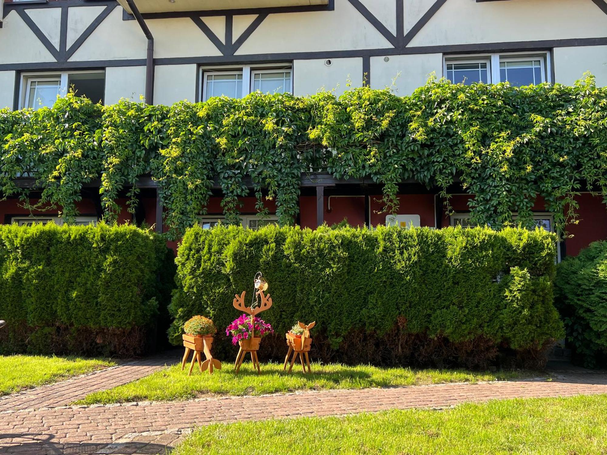 Wilczy Zaulek Hotel Mielno  Exterior photo